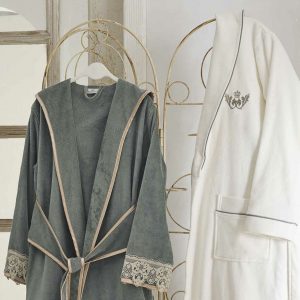 azra-bathrobe